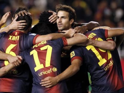 Los jugadores el Barça celebran un gol ante el Rayo.