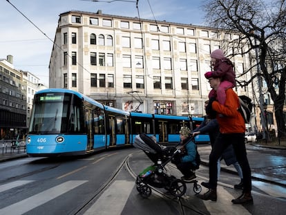 Tranvía de CAF en Oslo (Noruega).