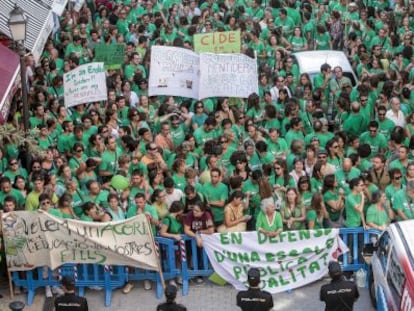 Manifestaci&oacute;n en contra del triling&uuml;ismo en Baleares. 