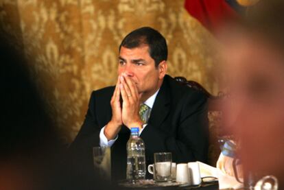 El presidente ecuatoriano, Rafael Correa, poco después de ser liberado tras la sublevación policial