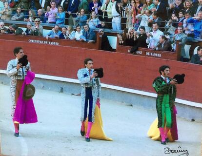 De izquierda a derecha, Marco Galán, David Adalid y Fernando Sánchez, en la vuelta al ruedo en Las Ventas, el 1 de junio de 2013.