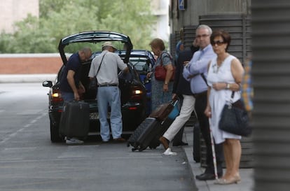 Pasajeros de Renfe en la estación de Atocha.