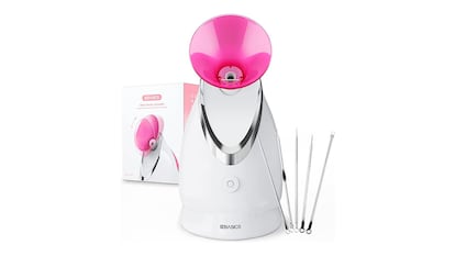 Vaporizador facial sobre fondo blanco.