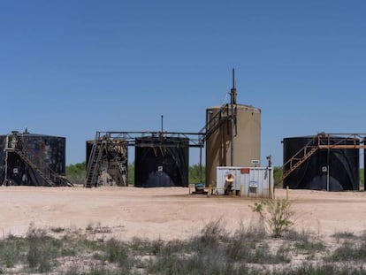 Tanques de petróleo en Odesa, Texas.