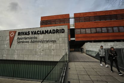 Entrada de la Sede del Ayuntamiento de Rivas-Vaciamadrid.