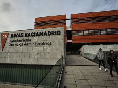 Entrada de la Sede del Ayuntamiento de Rivas-Vaciamadrid.