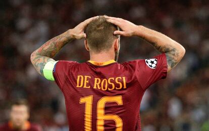 De Rossi, tras ser expulsado.