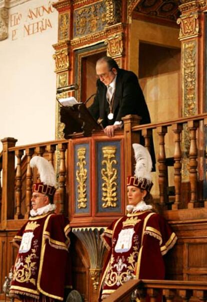 Rafael Sánchez Ferlosio, durante la lectura de su discurso.