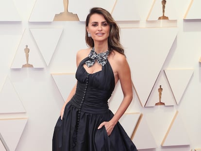 Penélope Cruz, en la alfombra roja de los Oscar de 2022.