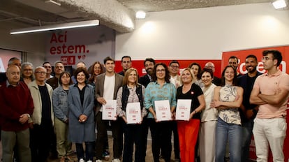 La nueva secretaria general de los socialistas en València, Pilar Bernabé, en la presentación de la ponencia marco del congreso comarcal de la ciudad.