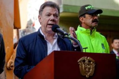 El presidente colombiano, Juan Manuel Santos (i). EFE/Archivo