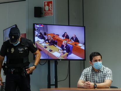 Jorge Ignacio Palma, acusado de la muerte de Marta Calvo y dos jóvenes más, durante una sesión del juicio.