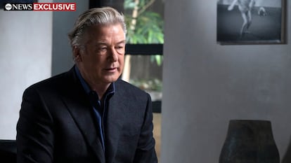 Alec Baldwin fala sobre a rodagem de ‘Rust’ durante a entrevista ao canal ABC.