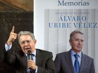 El expresidente colombiano Álvaro Uribe, durante la presentación de su libro ‘No hay causa perdida’ en Medellín.