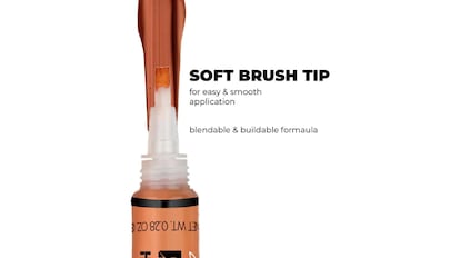 El corrector naranja es perfecto para acabar con las ojeras oscuras.