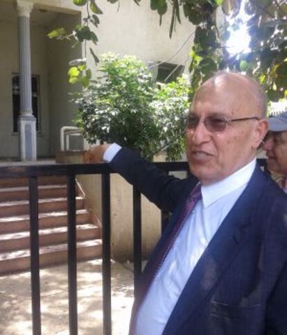 Nabil Shaath, ante su antigua casa en Jaffa.