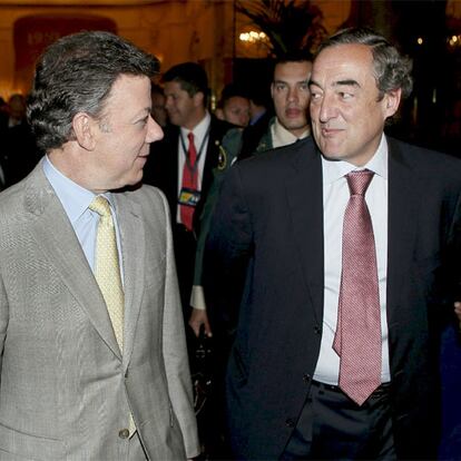 Rosell (derecha), con el presidente de Colombia, Juan Manuel Santos, ayer en unas jornadas.