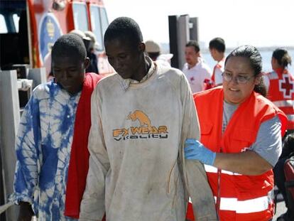 Dos pateras apresadas en Almería