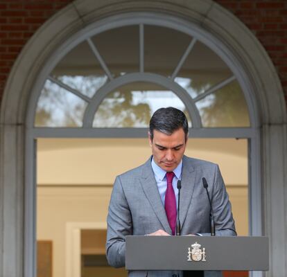 Prime Minister Pedro Sánchez announcing the pardons after the Cabinet meeting on Tuesday. 