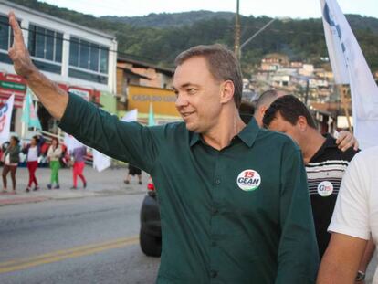 O prefeito de Florianópolis, Gean Loureiro.