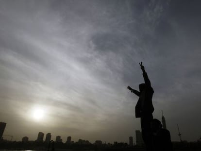Un manifestante, en El Cairo, el domingo.