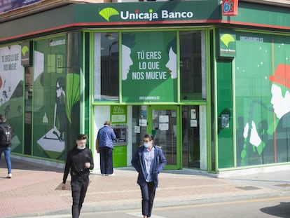 Una entidad de Unicaja Banco.