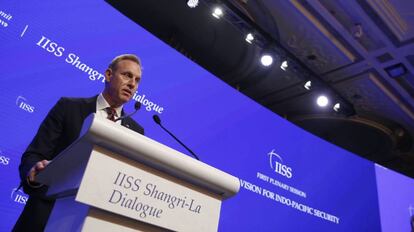 El secretario de Defensa de EE UU, Patrick Shanahan, durante un discurso en el foro celebrado en Singapur este sábado. 