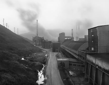 Preciosa imagen de Barakaldo, en 1993, para el 'survey' titulado 'Ría de Hierro'. Un trabajo que pertenece al fondo del Museo de Bellas Artes de Bilbao.