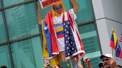 Protest against the Maduro government in Miami.