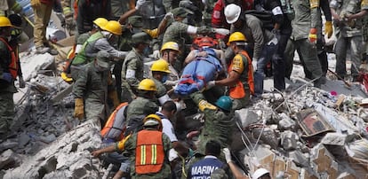 Rescate de víctimas del terremoto en Ciudad de México