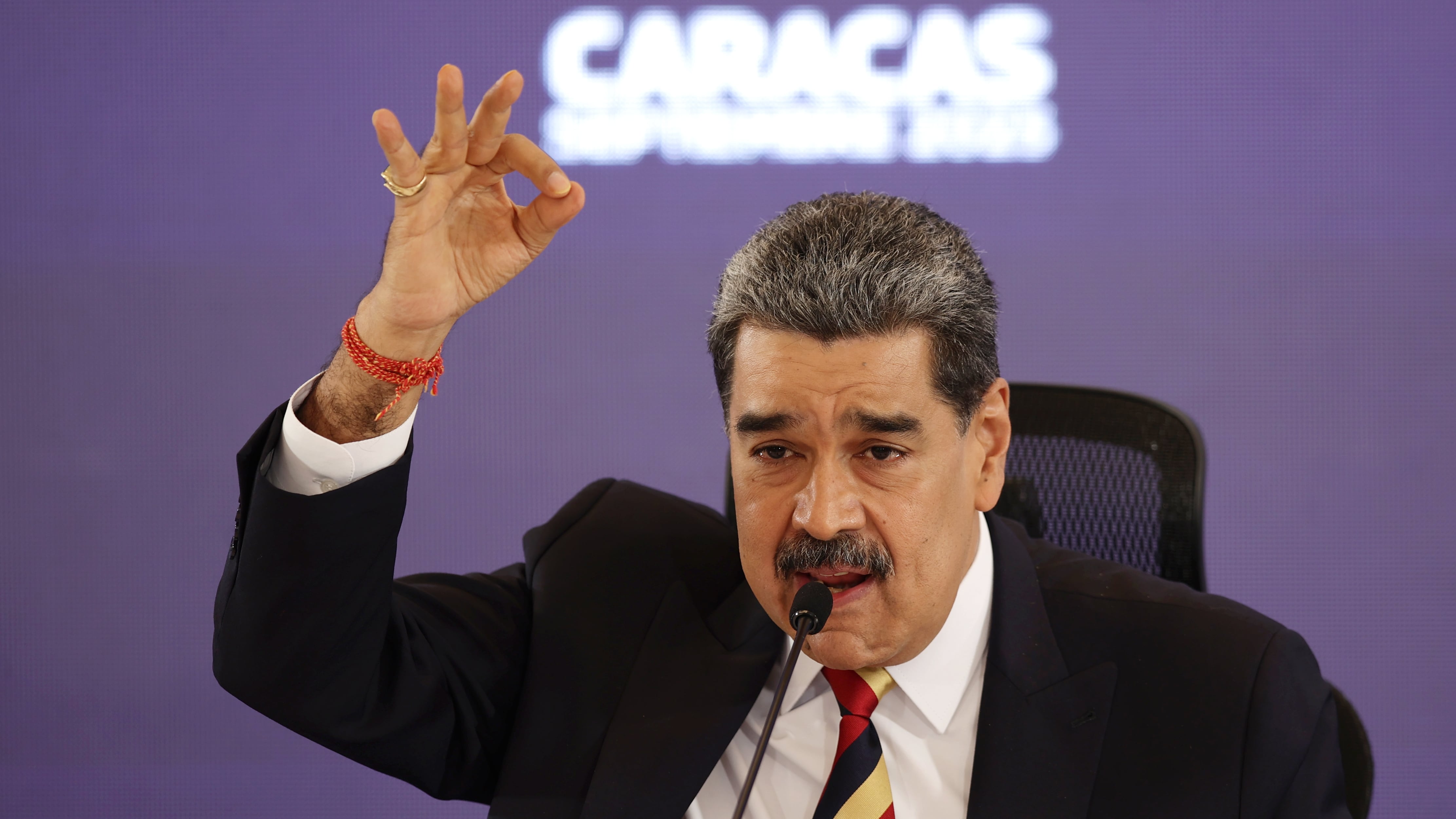 Ataque de EE.UU. en el Caribe a Barco Vinculado al Tren de Aragua Provoca Escalada y Debate sobre la Veracidad de Evidencias