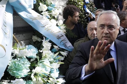 Claudio Lotito, presidente de la Lazio, este martes en la Sinagoga de Roma.