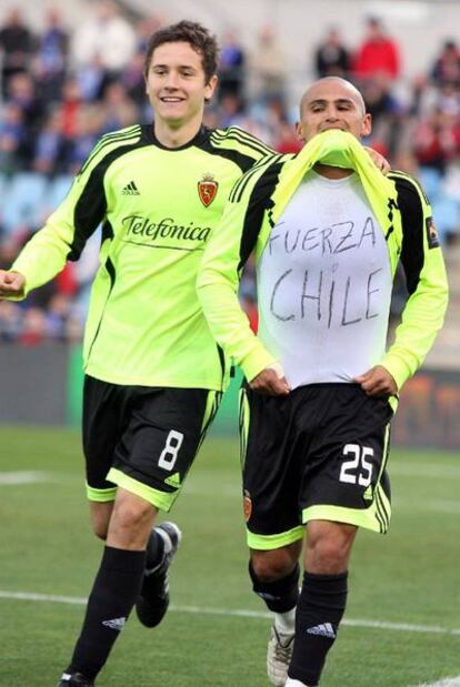 Suazo celebra uno de sus goles al Getafe la jornada anterior.