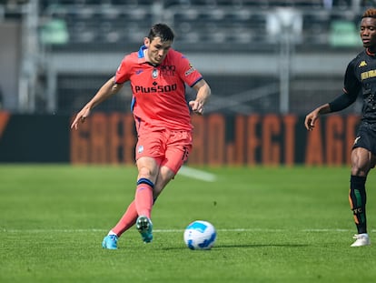 Marten de Roon, del Atalanta, el sábado contra el Venecia.