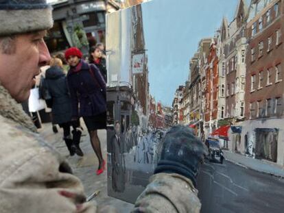Un pintor retrata un tramo de la calle Marylebone High Street ( Londres)