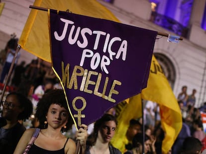 No Rio de Janeiro, manifestantes cobram elucidação do assassinato de Marielle Franco, em 2 de novembro de 2019.