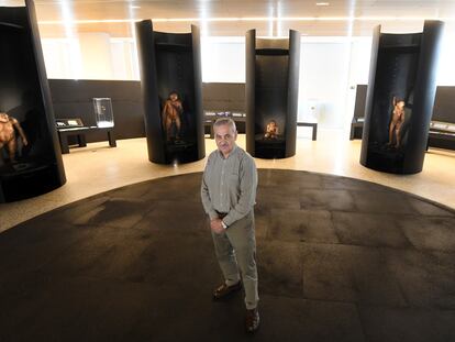 El paleoantropólogo José María Bermúdez de Castro, en el Museo Paseo Sierra de Atapuerca, en Burgos, el 16 de marzo de este año.