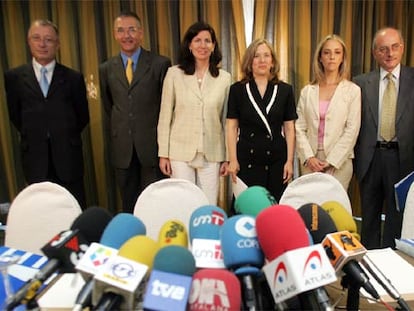 De derecha a izquierda, Benigno Blanco, María del Prete, Sharon Slater, Lola Velarde, Jean Louis Thes y Alain Soury-Lavergne.