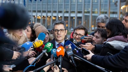El ministro de Presidencia, Justicia y Relaciones con las Cortes, Félix Bolaños, tras la reunión con el PP en Bruselas sobre la renovación del CGPJ este miércoles.