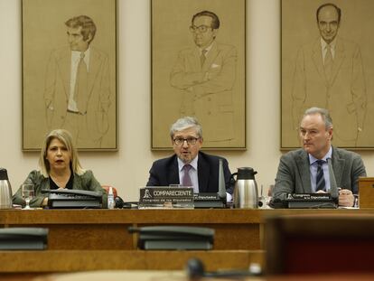 El presidente del Observatorio de la Vida Militar, Mariano Casado, durante su comparecencia ante la Comisión de Defensa del Congreso en febero pasado.

