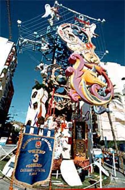 La foguera del Mercado Central de Alicante.