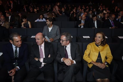 Manuel Mirat, consejero delegado de PRISA; Luis de Guindos, ministro de Economía, Industria y Competitividad; Manuel Polanco, vicepresidente de PRISA y Carmen Vela, secretaria de Estado de Investigacion, Desarrollo e Innovación.