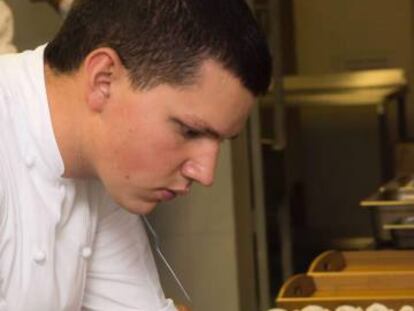 El cocinero Miguel Warren, en el restaurante Barcal.