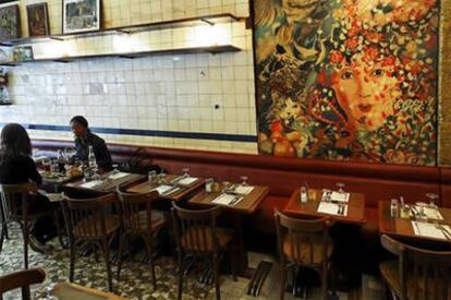 Interior del Restaurante Le Frasque en el 100 de la rue Rambuteau en París