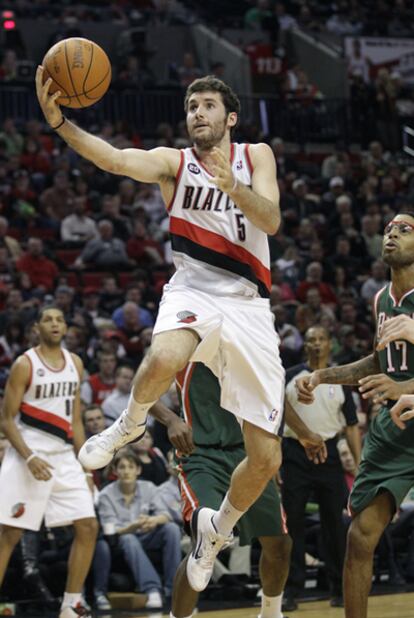 Rudy Fernández encesta contra Milwaukee.