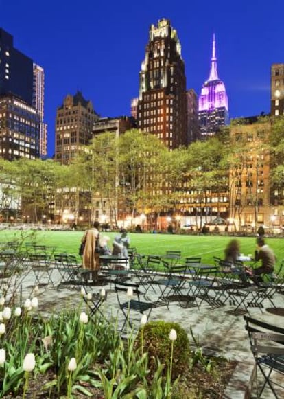 Bryant Park, en Nueva York, aparece en la serie 'The Defenders' (Netflix).