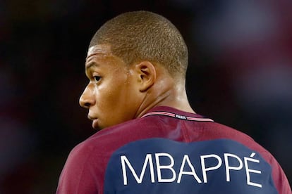 Kylian Mbappe durante el partido entre el PSG y Bayern