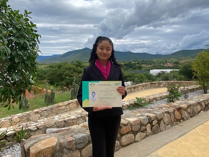 Estrella de los Ángeles Lázaro en su día de graduación el pasado 20 de junio. Foto: Iberdrola México.