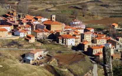 Pueblo de Valdelinares, en la sierra de Gúdar (Teruel).