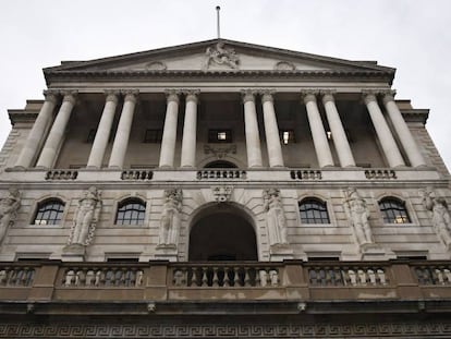 Fachada del Banco de Inglaterra en Londres (Reino Unido). 